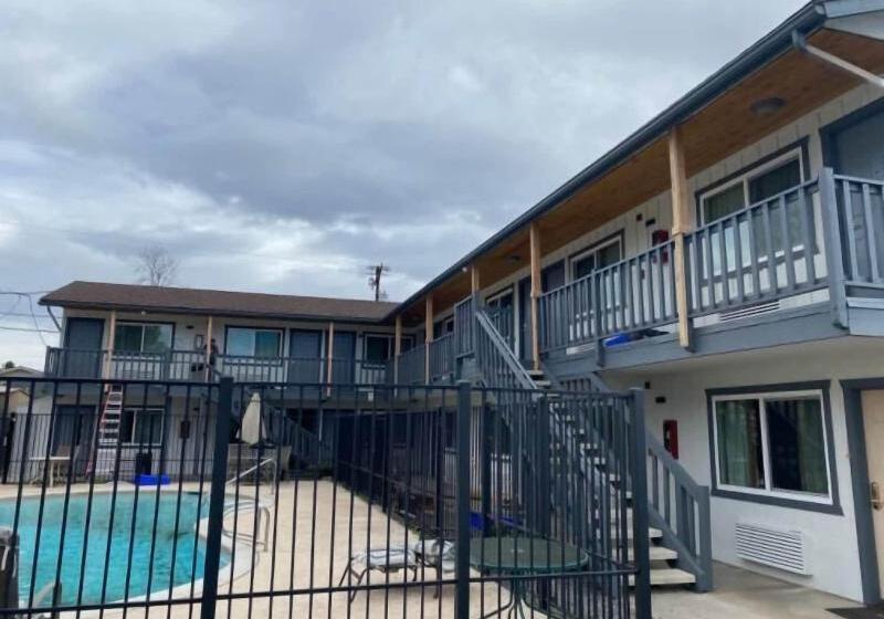 酒店 Ramona Valley Inn