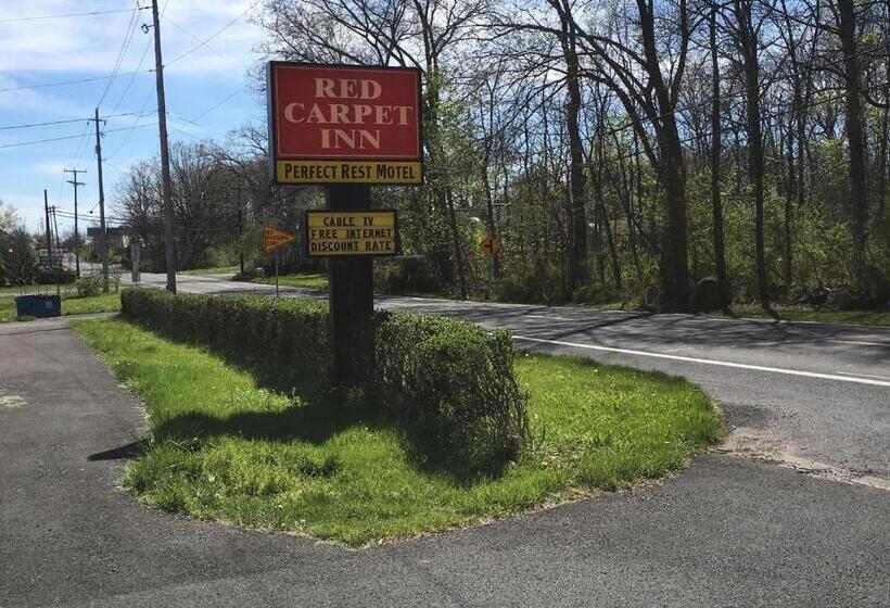 فندق Red Carpet Inn  Gettysburg