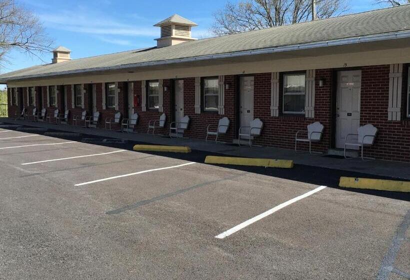 فندق Red Carpet Inn  Gettysburg