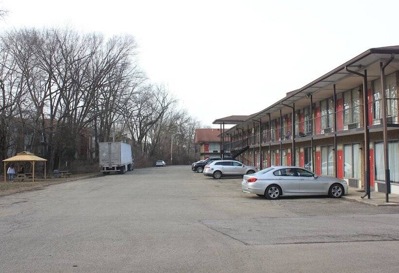 酒店 Red Carpet Inn  Louisville