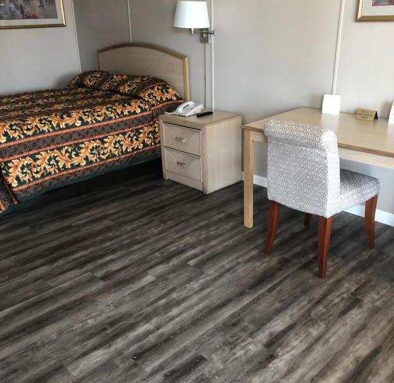 酒店 Red Carpet Inn  Louisville