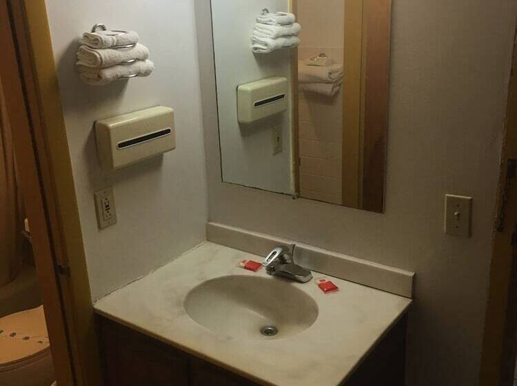 فندق Grapevine Inn