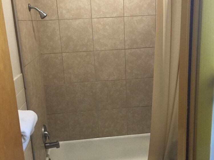 فندق Grapevine Inn