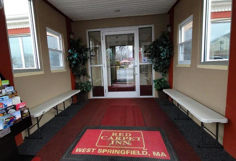 هتل Red Carpet Inn West Springfield
