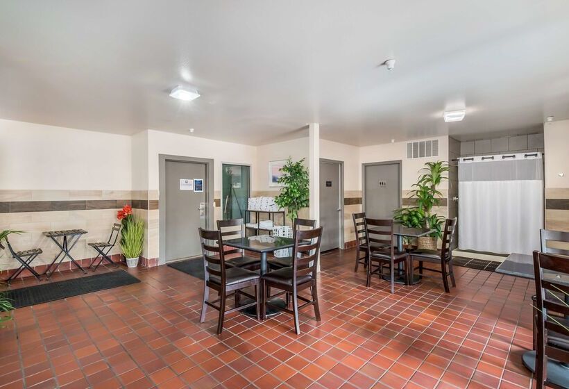 فندق Red Lion Inn & Suites Sequim At Olympic National Park