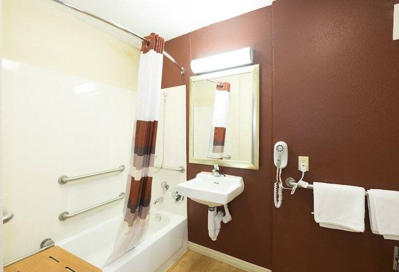 בית מלון כפרי Red Roof Inn Cincinnati  Sharonville