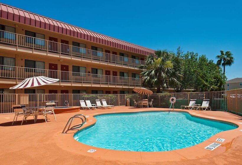 فندق Red Roof Inn Corpus Christi South