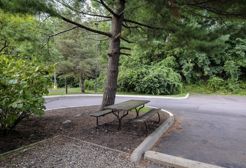 فندق Red Roof Inn Danville, Pa