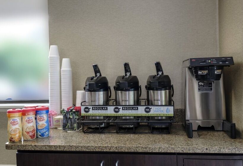 فندق Red Roof Inn Danville, Pa