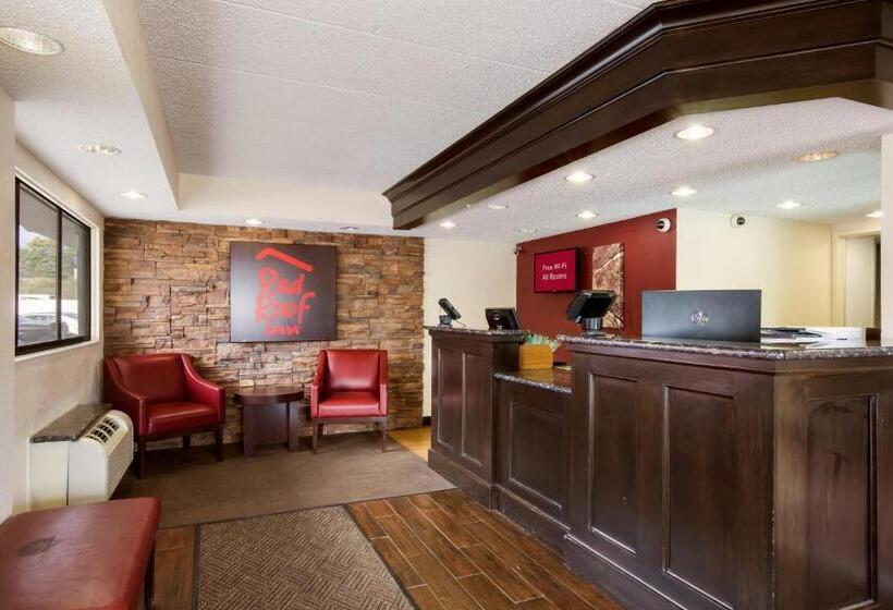فندق Red Roof Inn Grand Rapids Airport