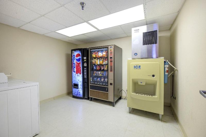 فندق Red Roof Inn Holton