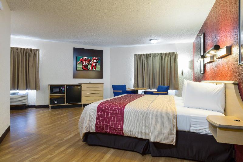 Отель Red Roof Inn Houston Westchase