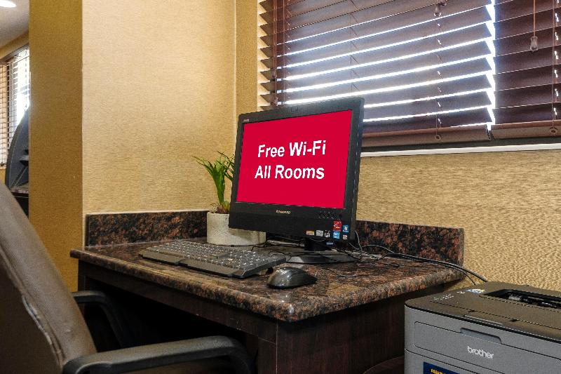 هتل Red Roof Inn Lansing East  Msu