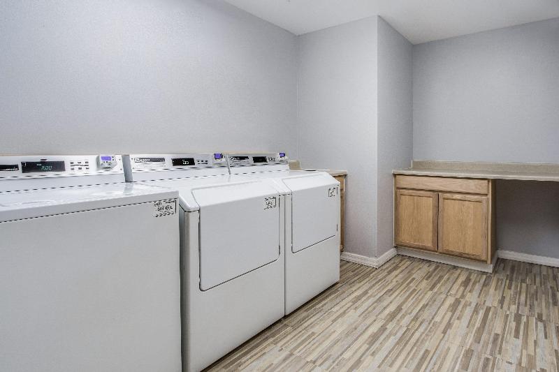 فندق Red Roof Inn Phoenix North   I 17 At Bell Rd