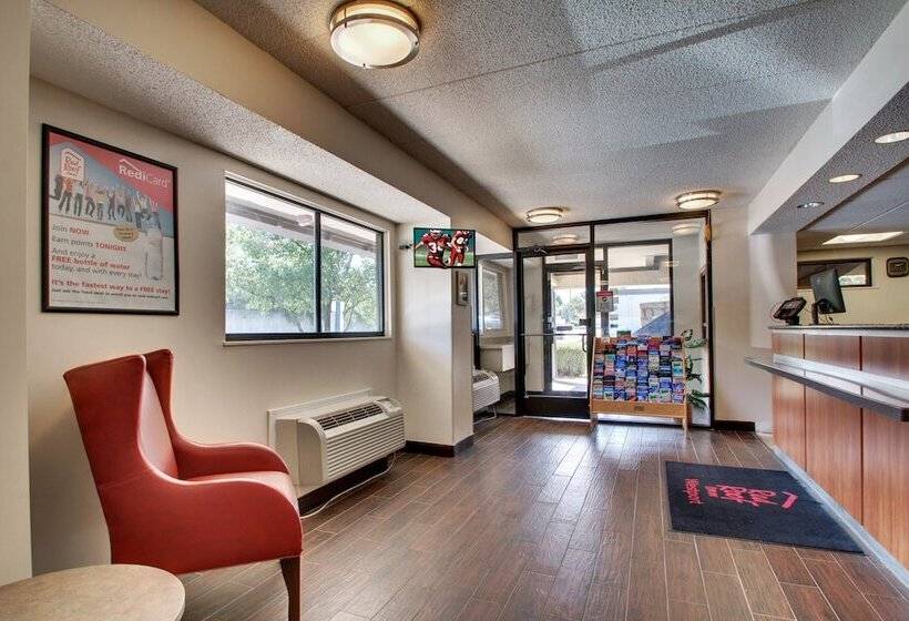 فندق Red Roof Inn St Louis  Westport