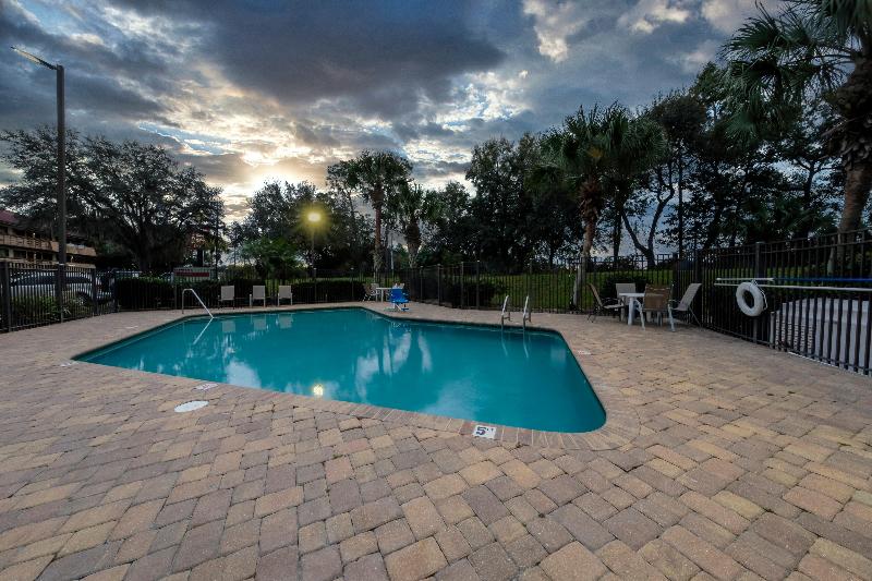 فندق Red Roof Inn Tampa  Brandon