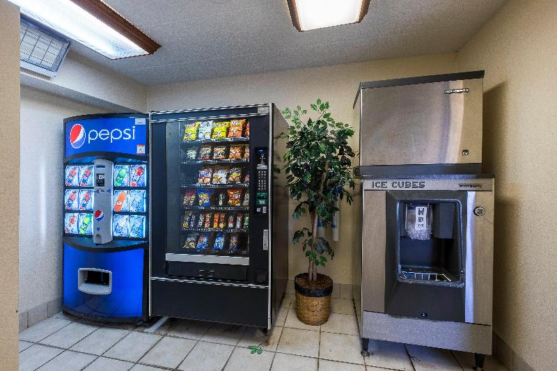 فندق Red Roof Inn Plus + Boston   Framingham