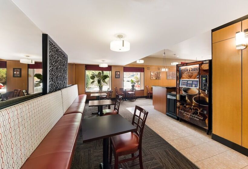 فندق Red Roof Inn Plus+ Columbus Downtown   Convention Center