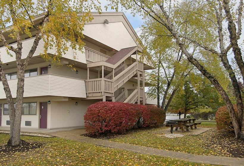 酒店 Red Roof Inn Plus+ Philadelphia Airport