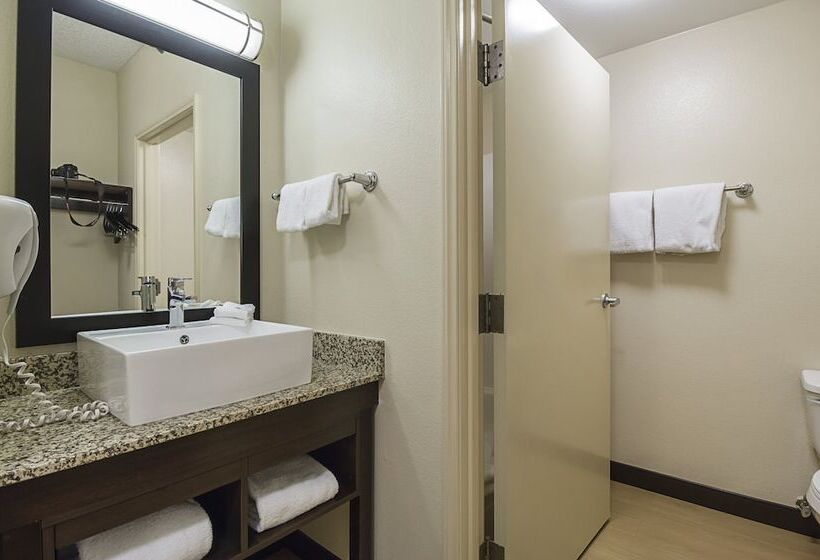 هتل Red Roof Inn Plus + Phoenix West