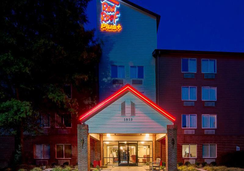 هتل Red Roof Inn Plus Raleigh Downtown Ncsu Conv Center