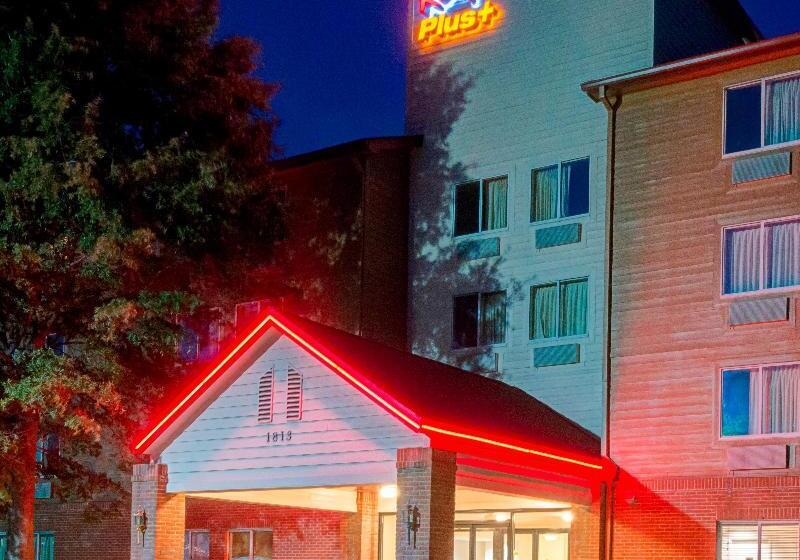 هتل Red Roof Inn Plus Raleigh Downtown Ncsu Conv Center