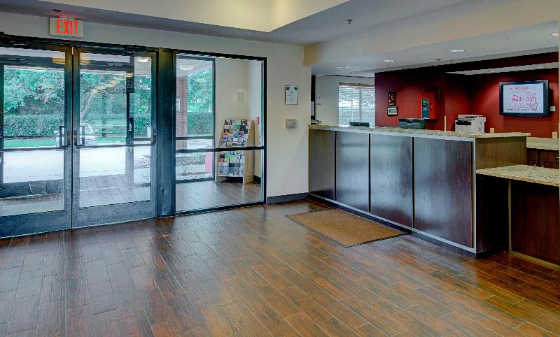 هتل Red Roof Inn Plus Raleigh Downtown Ncsu Conv Center