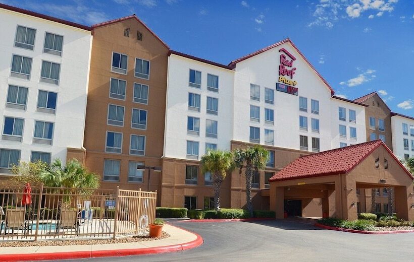 فندق Red Roof Inn Plus+ San Antonio Downtown   Riverwalk