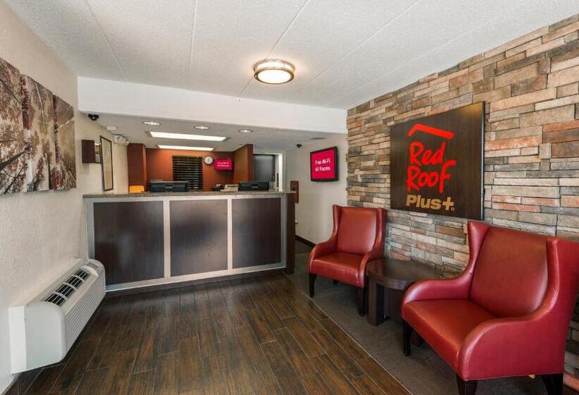 호텔 Red Roof Inn Plus+ St Louis Forest Park/ Hampton Ave