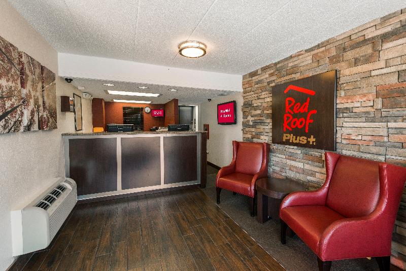호텔 Red Roof Inn Plus+ St Louis Forest Park/ Hampton Ave