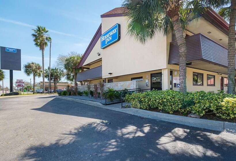 فندق Rodeway Inn Tampa Near Busch Gardensusf