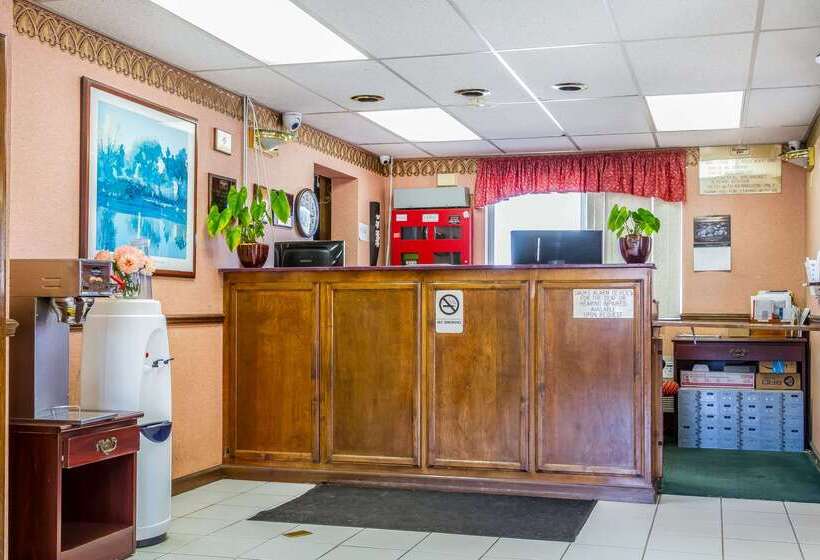 ホテル Rodeway Inn Wine Country