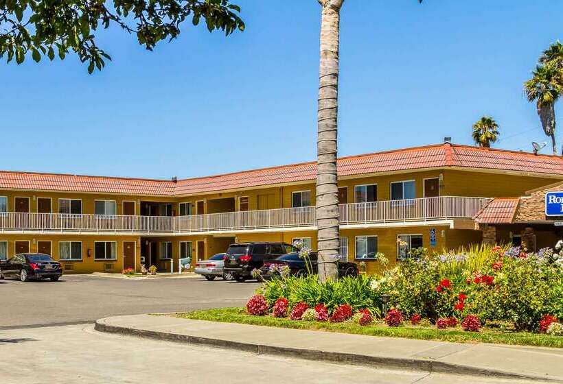 호텔 Rodeway Inn Wine Country