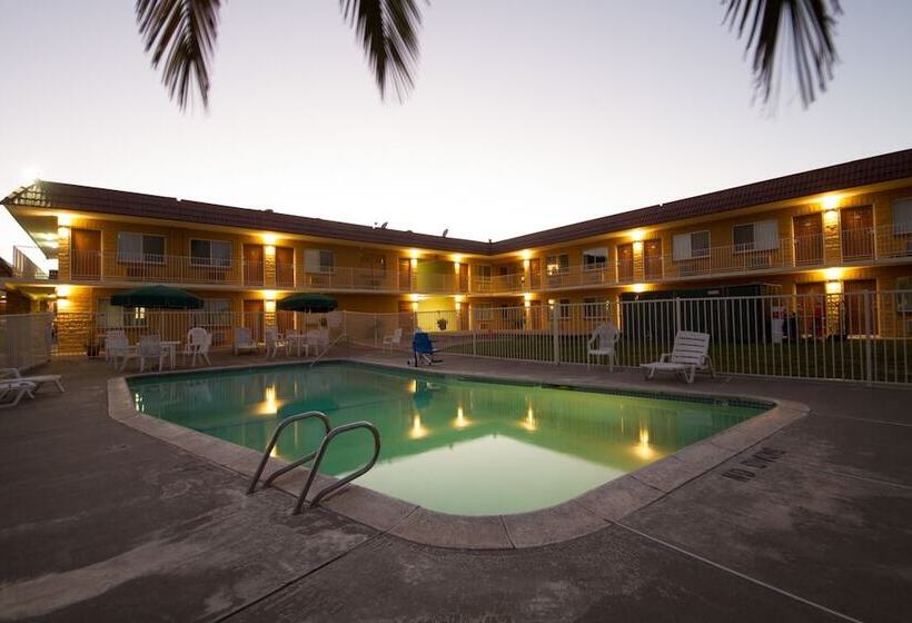 호텔 Rodeway Inn Wine Country