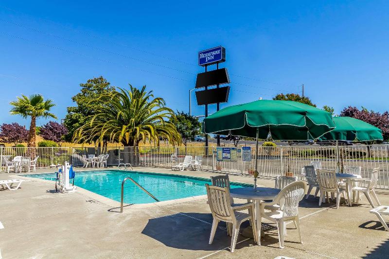 ホテル Rodeway Inn Wine Country