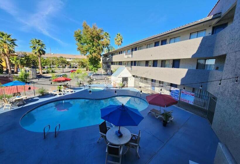 ホテル Studio 6 Sacramento, Ca   Natomas & Smf Airport