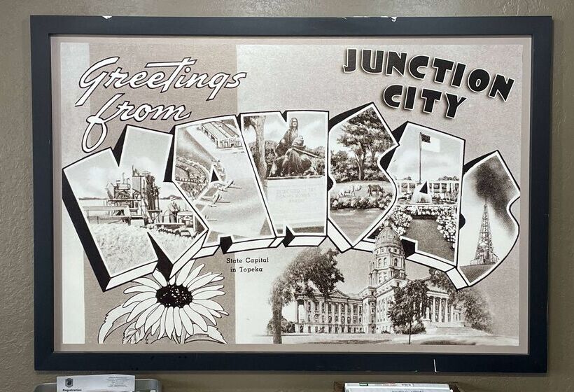 Отель Super 8 By Wyndham Junction City