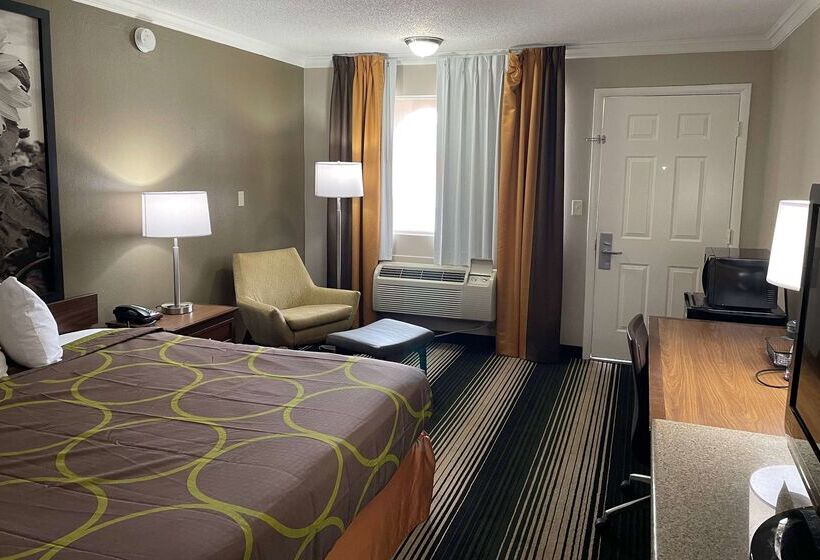 Отель Super 8 By Wyndham Junction City