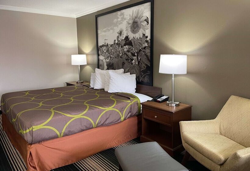 Отель Super 8 By Wyndham Junction City