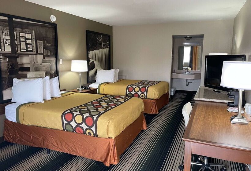 فندق Super 8 By Wyndham Junction City