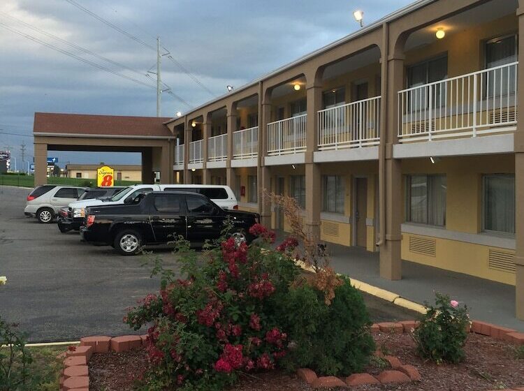 فندق Super 8 By Wyndham Junction City