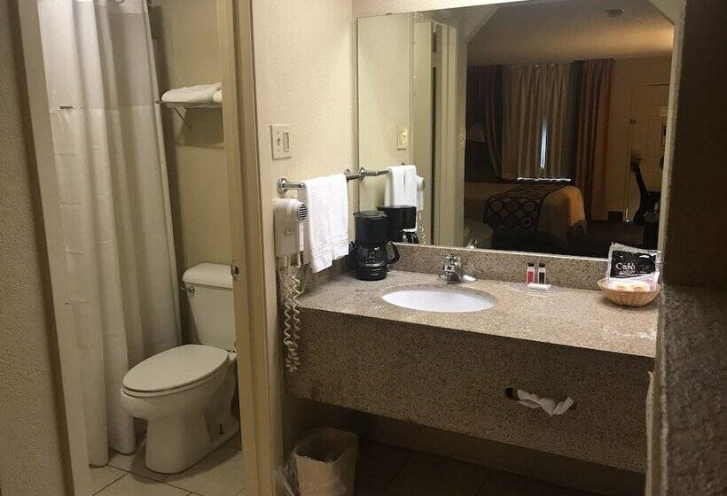 فندق Super 8 By Wyndham Monroe