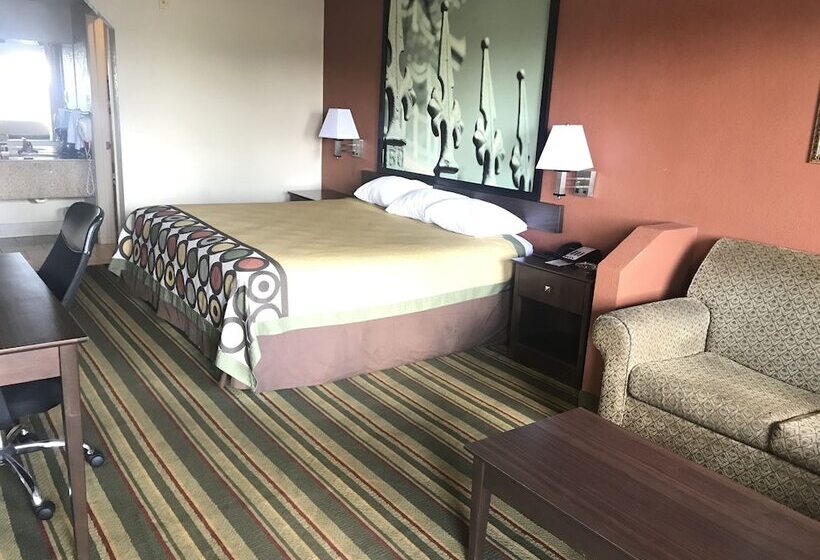 فندق Super 8 By Wyndham Monroe