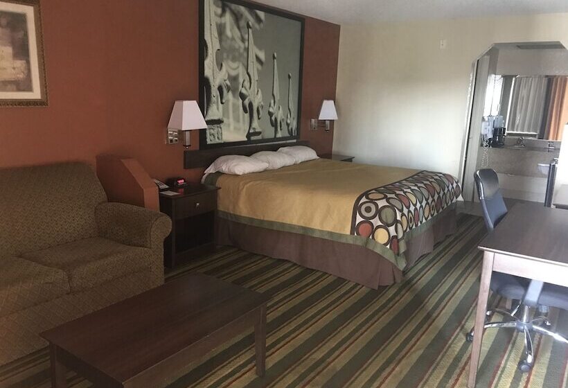 فندق Super 8 By Wyndham Monroe