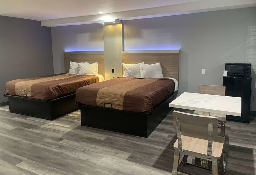 فندق Travelodge By Wyndham Whittier