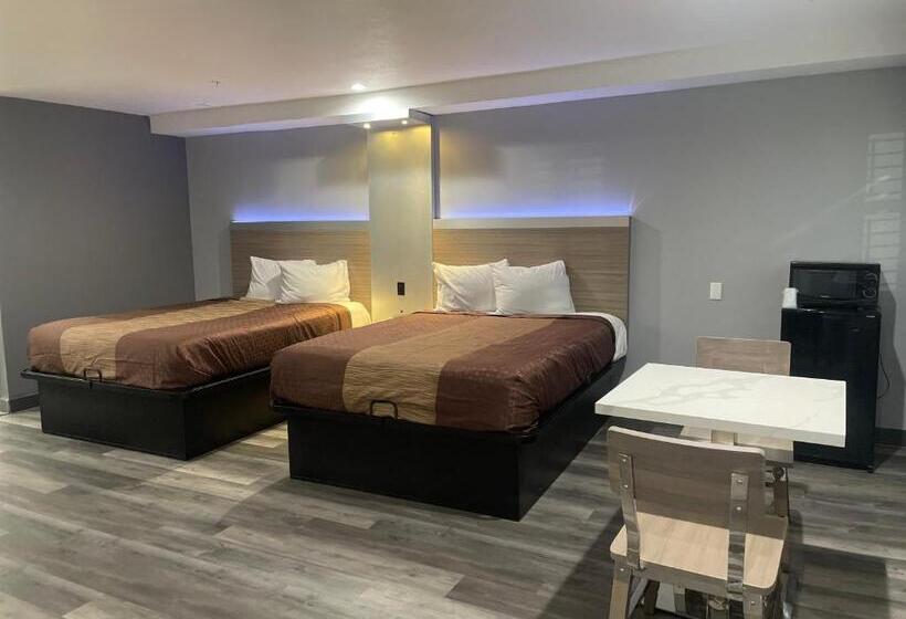 فندق Travelodge By Wyndham Whittier