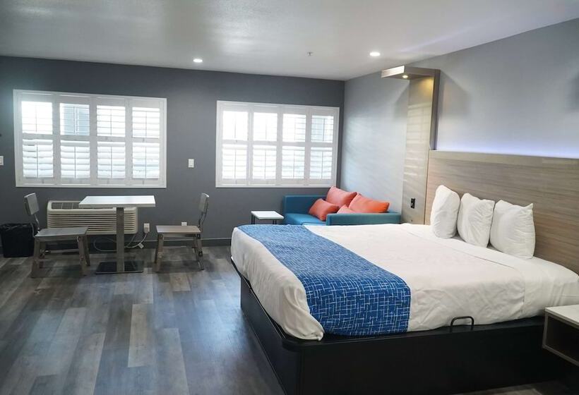 فندق Travelodge By Wyndham Whittier