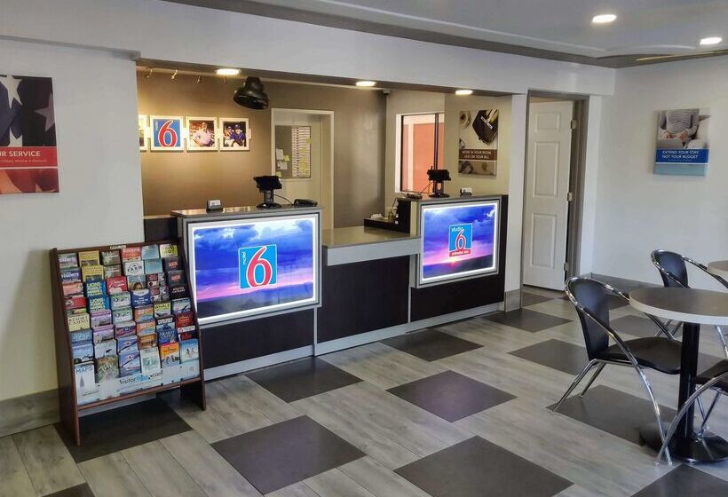 Motel 6 Fresno, Ca   Yosemite Hwy