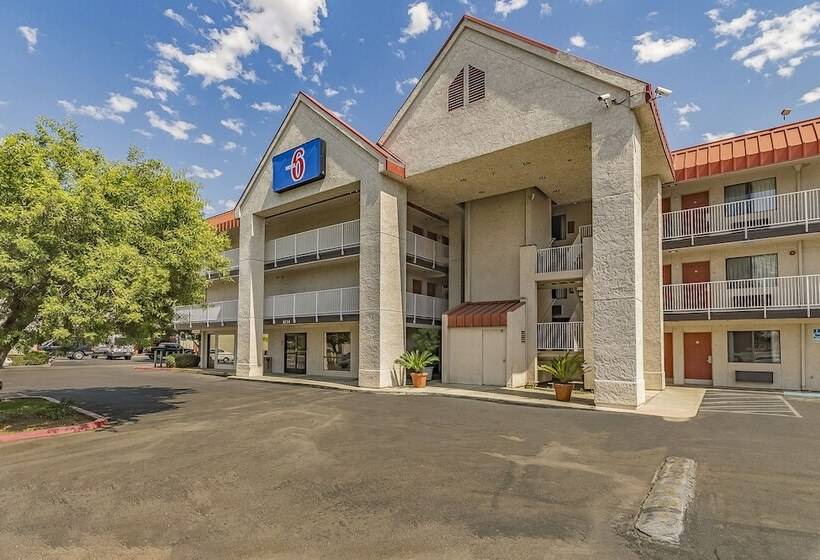 Motel 6 Fresno, Ca   Yosemite Hwy