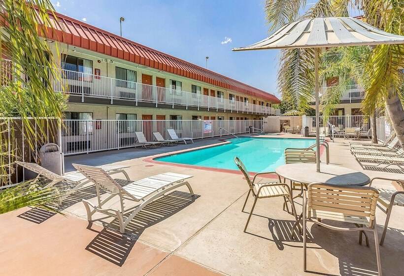 Motel 6 Fresno, Ca   Yosemite Hwy